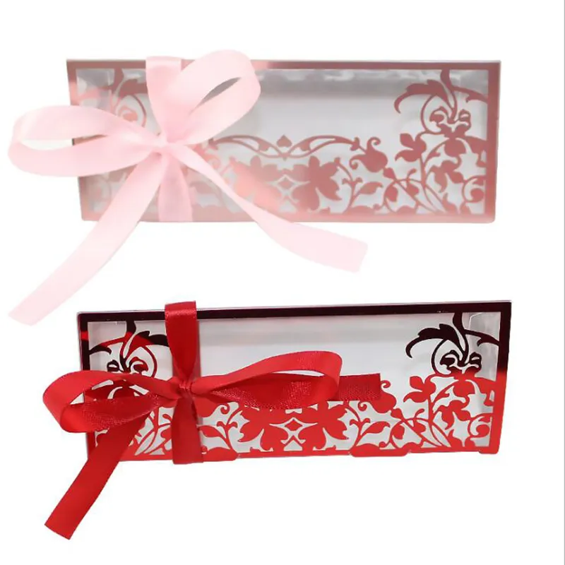 Ins Scatola di plastica trasparente con diamante in PVC con stampa floreale rossa elegante di lusso europeo per confezione regalo di caramelle nuziali per bomboniere