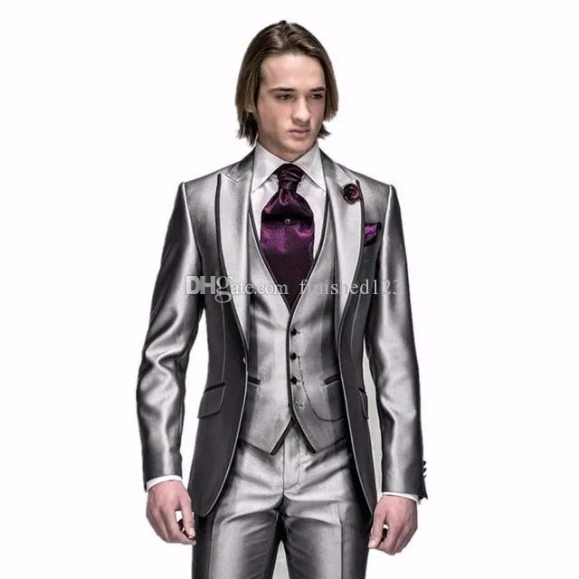 Popüler Tek Düğme Gümüş Kore Saten Düğün Damat Smokin Tepe Yaka Groomsmen Erkekler Örgün Balo Takım Elbise (Ceket + Pantolon + Yelek + Kravat) W208