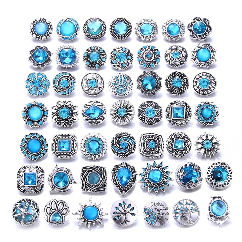 10 stks / partij Nieuwe 18mm Snap Button Sieraden Gemengde Sky Blue 18mm Rhinestone Flower Snap-knoppen voor Lederen Zilveren Snaps Armband