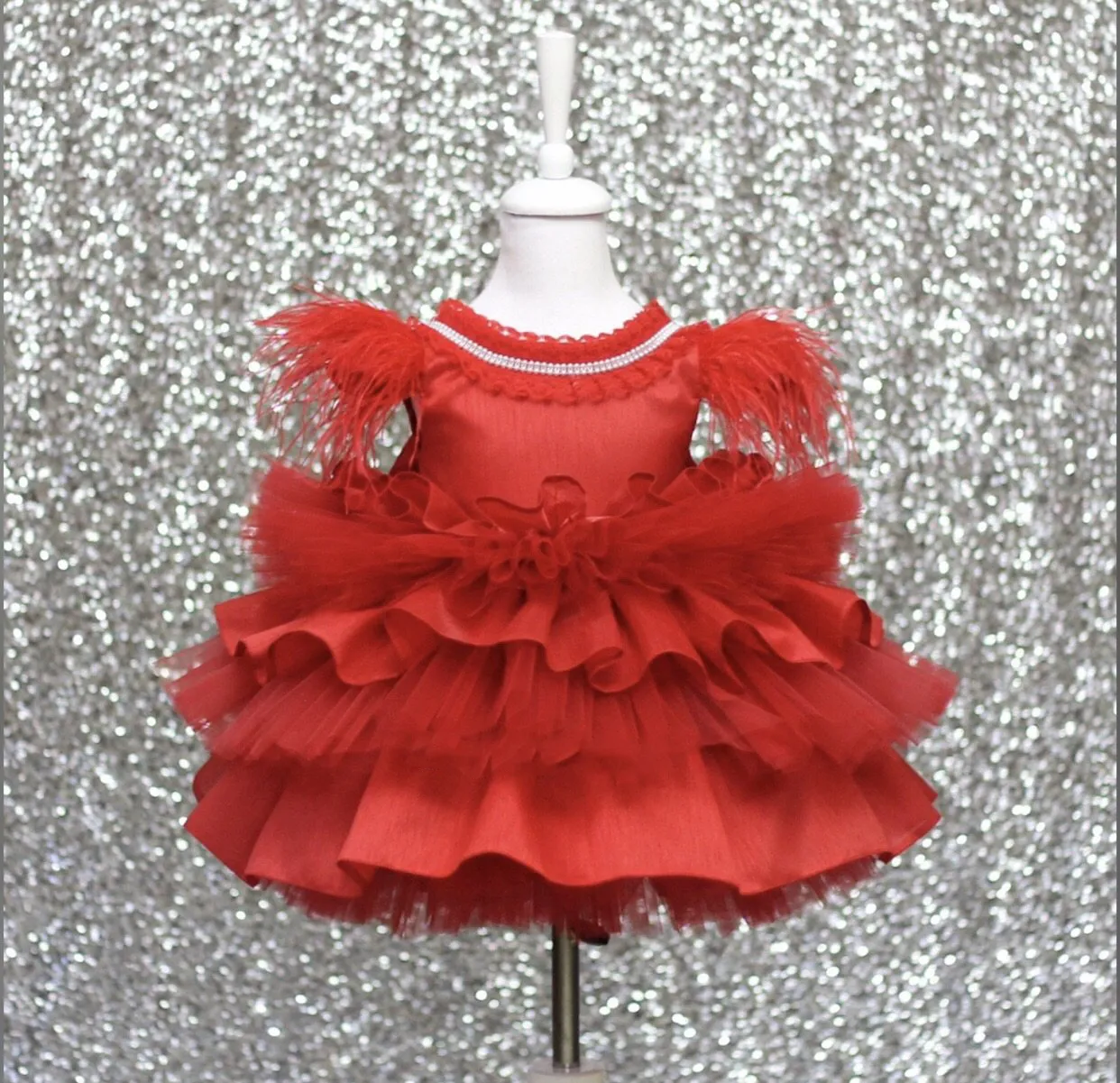 毛皮の赤い花の女の子のドレスのノースリーブチュールティアルチュチュ女の子Pageantガウンゴージャスプフィーウエディングドレス