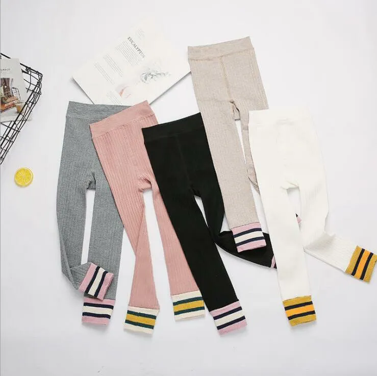 Leggings per bambina Collant a righe colorate per bambini Pantaloni elasticizzati color caramella Calzini con fondo lavorato a maglia morbidi Collant casual elastico per bambini CYP529