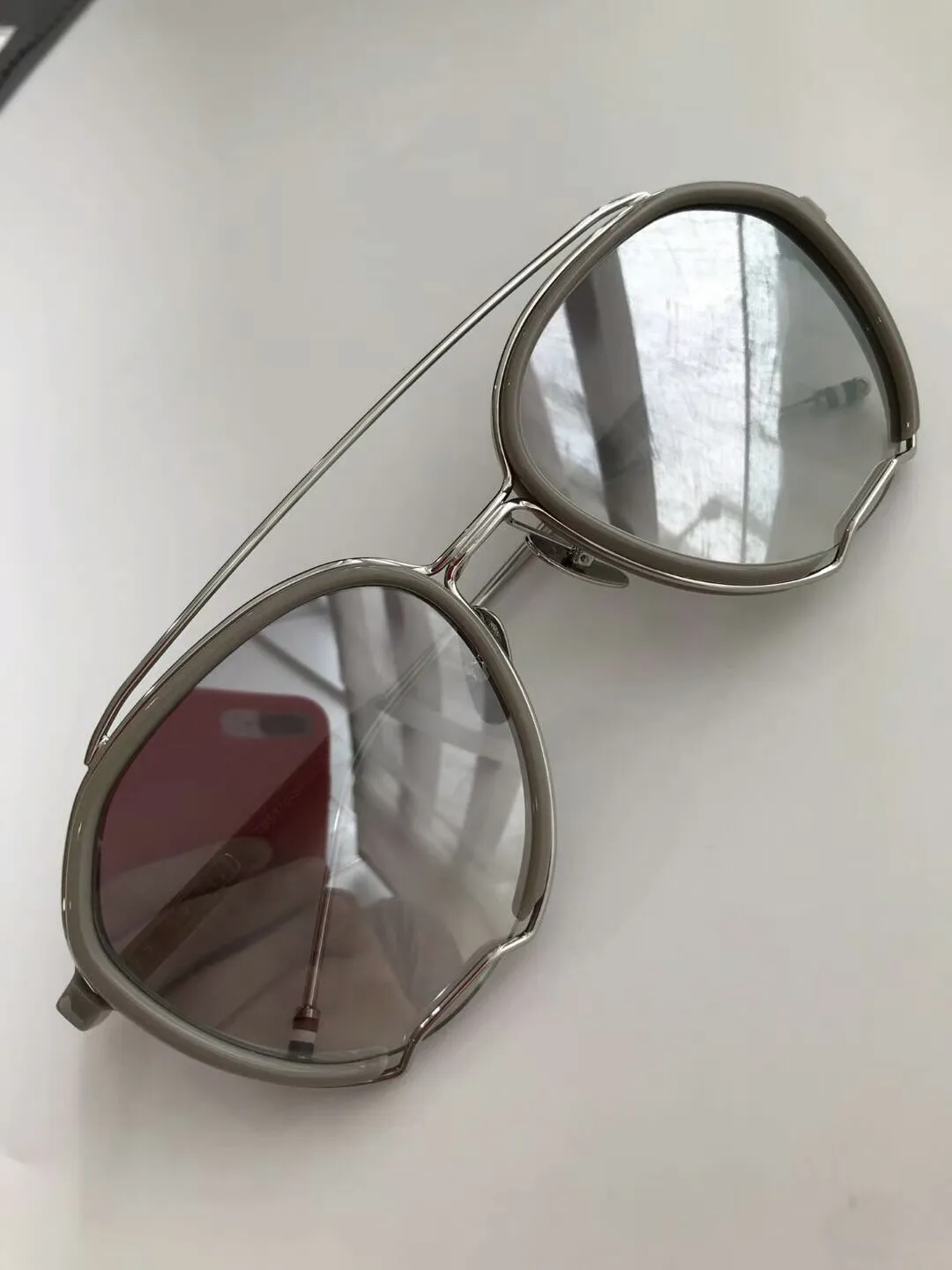 Grijze TB810 Pilotenzonnebril Grijs/Zilver Mirror Lens 810 Men Shades Zonnebril Nieuw met doos