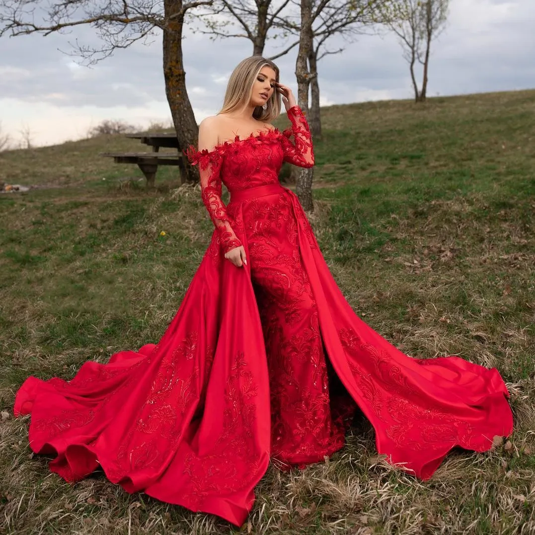 Red Mermaid Lace Prom Dresses Off The Shoulder Long Sleeves Evening Gowns With Detachable Train Plus Size Satin Sequined Formal Dress