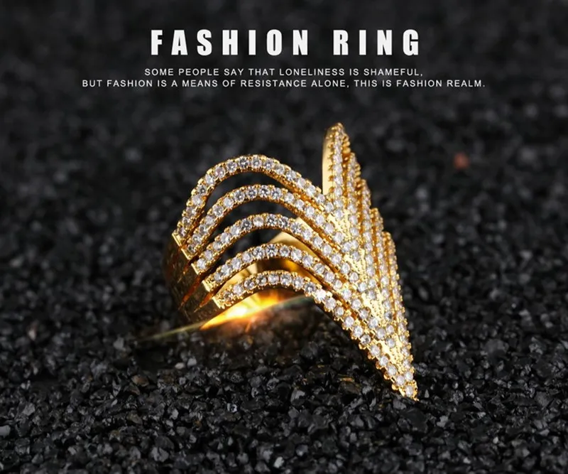 Crown Band Rings 18K Gold Five Layers Personality Character Designer Accessories Luxury For Women Wedding Party Large Plate Ring J3177787