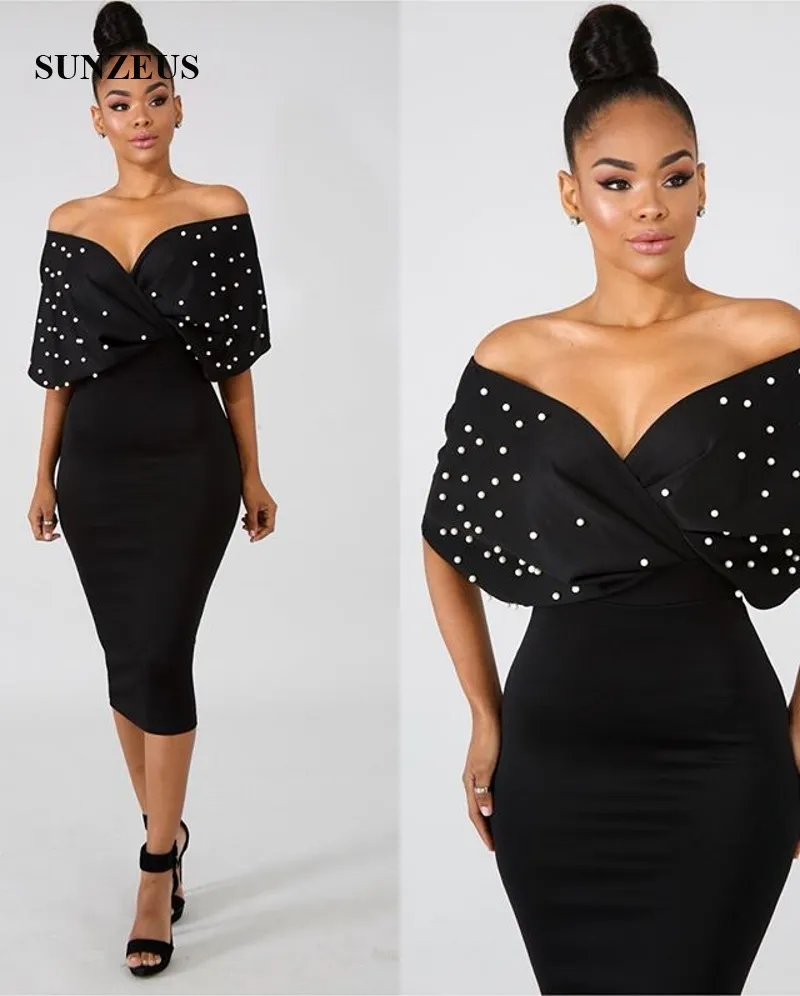 Vestido negro con perlas blancas deals