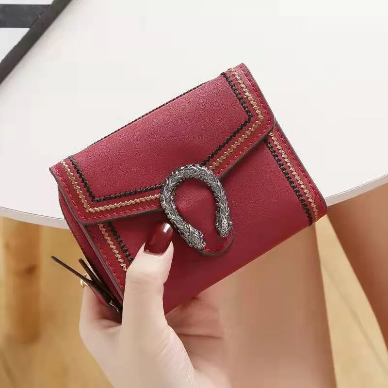 New Genuine leather zipper short style women designer wallets lady fashion casual large capacity cow leather purses many card position no202