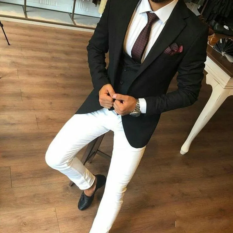 Fashion Black Groom Tuxedos Notch Lapel Groomsmen Mens Wedding Dress Excellent Man Jacket Blazer 3Piece Suit(Jacket+Pants+Vest+Tie) 1811