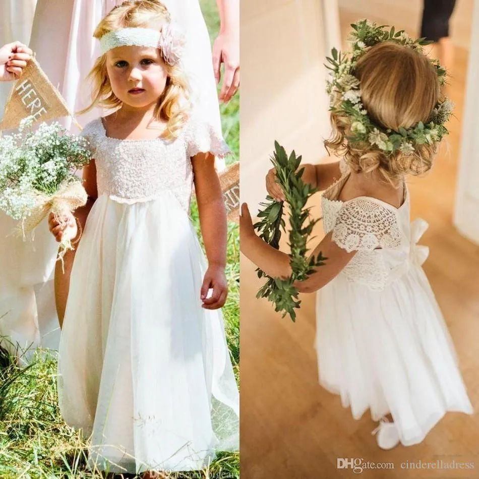 Country Bohemian Lace Chiffon A Line Flower Girls Abiti maniche corte Abiti da sposa per bambini Lungo Boho Abito da prima comunione Prom per bambini