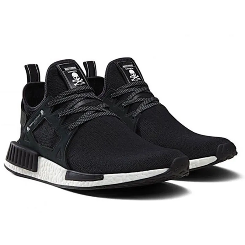 Orijinalleri NMD R1 Ayakkabı Örgü Üçlü Siyah Beyaz Krem Somon Şehir Spor Tasarımcısı Koşu Ayakkabı Sneakers Spor Ayakkabı Sandalet ...