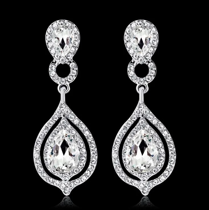 Latest Gold Earrings Design for Girls Online in India - Candere by Kalyan  Jewellers