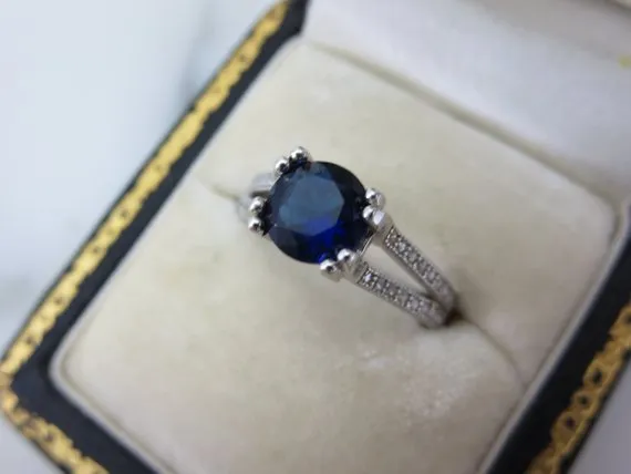 Lyxig bländande ring smycken Real Blue Diamond 925 Solid Standard Sterling Silver Bröllop Engagement Ring Storlek 6-10