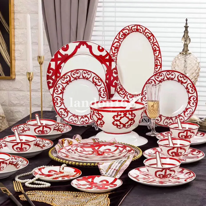 Clássico Chinês Vermelho Bone China Conjunto De Grupo De Porcelana Conjunto De Café De Café De Café Cerâmica Tigelas Placas Copas e Disco Housewarming Presente