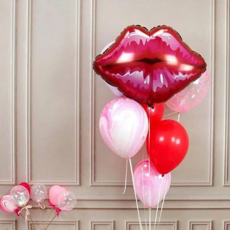 Ballon hélium coeur blanc Kiss Me avec bouche rouge