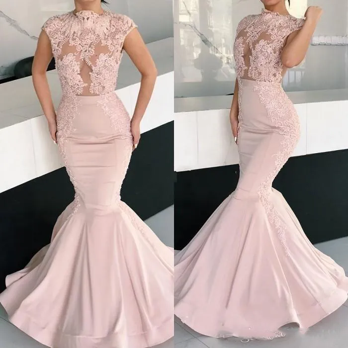 2019 Blush Różowy Mermaid Prom Dresses Satin Lace Aplikacje Illusion Cap Rękawy Długie Plus Size Pageant Dress Party Suknie wieczorowe Nosić