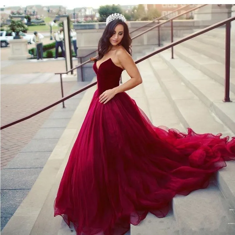 Romântica Borgonha Vestidos de Noiva de Veludo 2019 Sweetheart Ball Vestido Vestido de Noiva Tule vestido nupcial Plus tamanho vestidos de casamento