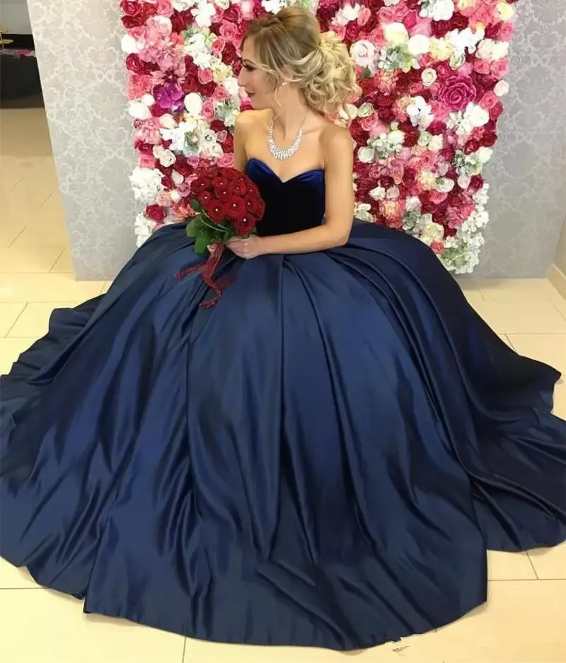 2019 Sweetheart A-Line Abiti da ballo pieghettati increspati lunghi formali occasioni speciali abiti da festa abiti da sera da donna abiti da sera