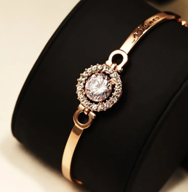 Nuova moda in designer di lusso squisito scintillante zircone diamante braccialetto catena a maglie braccialetto in oro rosa per donna Yong ragazze 19 cm