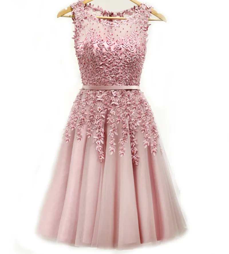 Tule Artı boyutu Örgün Akşam Ünlü Elbise BE67 ile 2019 Prenses Scoop Aplikler Boncuk A-Line Mini Parti Gowns