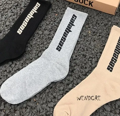6 Calabasas Skateboard Fashion Mens Letter Printed Beige Sports Socks Hip Hop Style From Cinda01 11.16 DHgate.Com