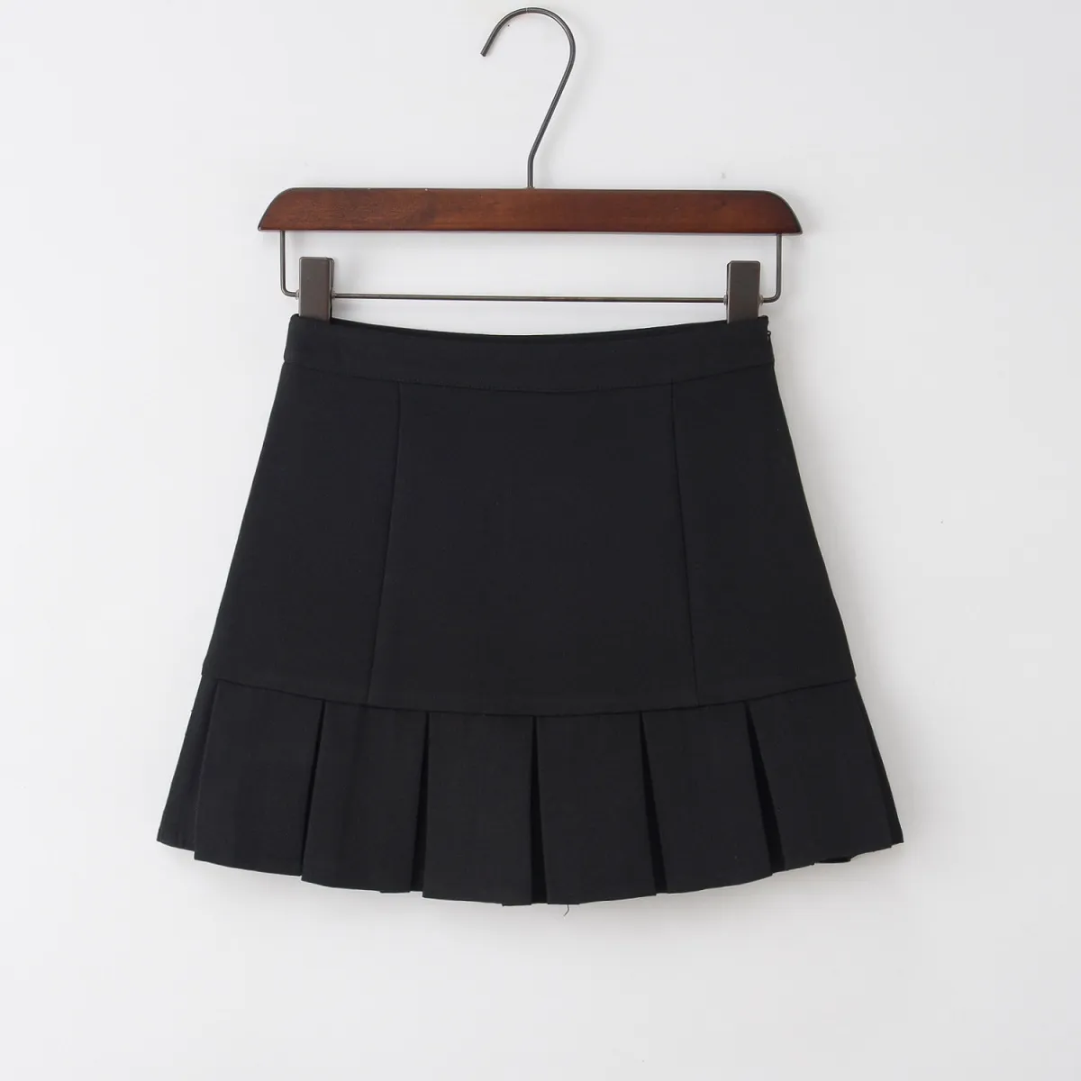 Short pleated outlet skirt 2018
