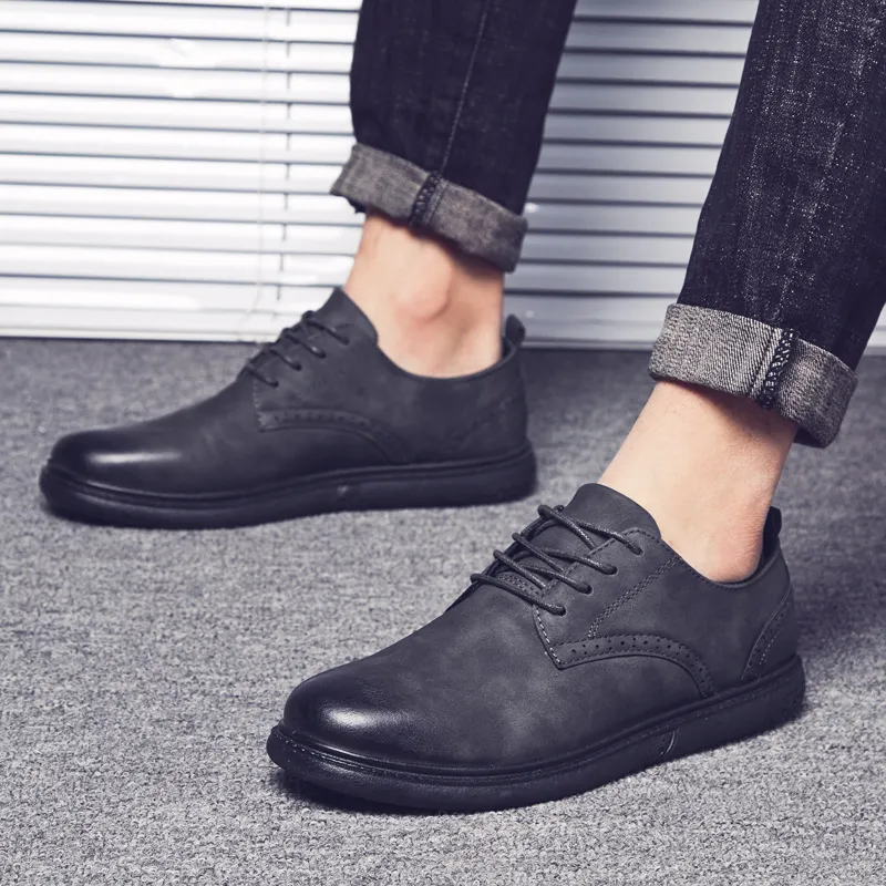 2018 Neue Herren Oxfords Derby Brogue Schuhe Basic Kleid Formale Schuhe Mode Leder Europa Luxus Gentry Stil Verkäufer Promotion