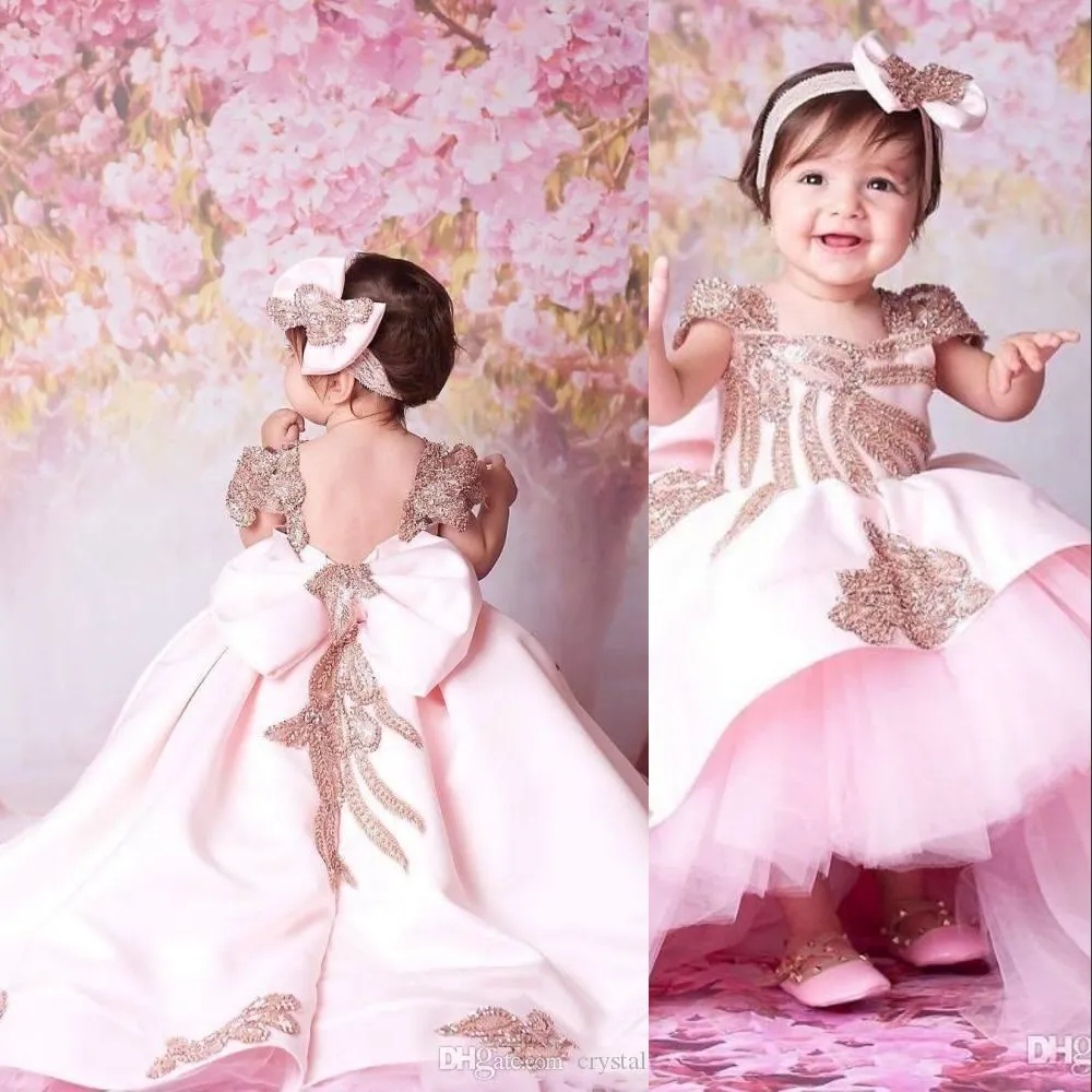 Goedkoop Nieuwe Prinses Roze Meisjes Pageant Jurken Vierkante Hals Satijn met Rose Gouden Pailletten Kant Tulle Hoge Lage Kids Huwelijksbloem Meisjes Jurken