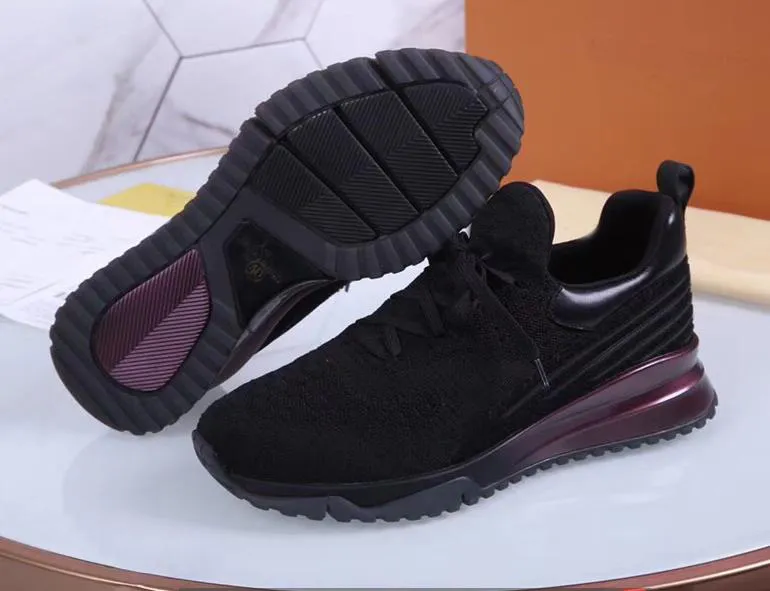 Unisex Uçan Dokuma Rahat Bayan Erkek Marka Sneakers Örgü Çorap Eğitmenler Ayakkabı Kadınlar Son derece Dayanıklı Kararlılık Ayakkabı 35-45