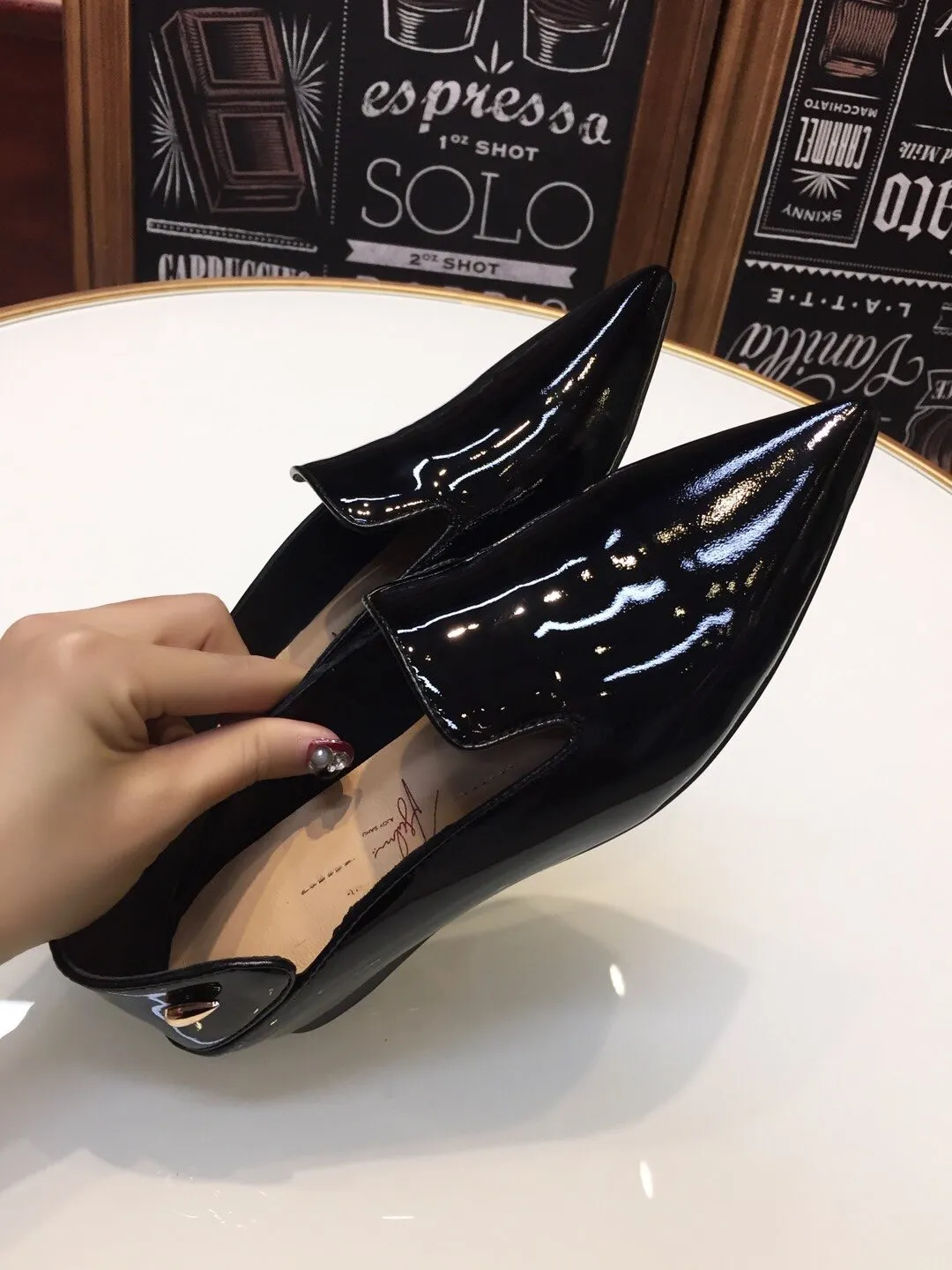 Genuine Leather Women Shoes Women Dress Shoes Entry Lux Fashion Elegant Ladies Shoes Sheepskin Lining Pointed Toe Designer