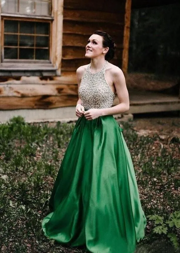 New Green Prom Dresses Long Halter Backless A Line Sweep Train Major Beading Formal Evening Party Gowns for Sweet 16 Quinceanera Dress