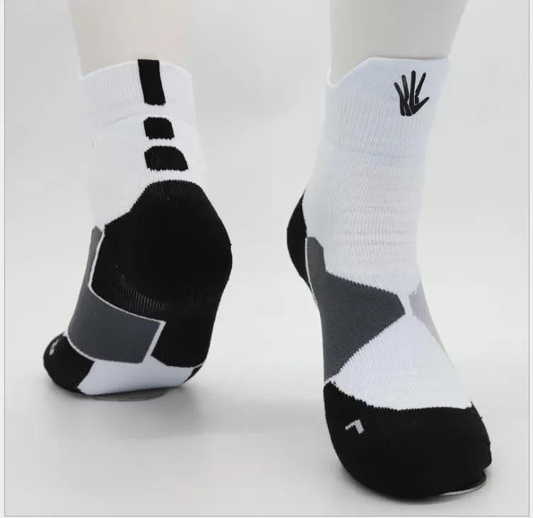 2019 Neue Frottee-Basketballsocken für Herren, professionelles Training, schweißabsorbierende, rutschfeste Ballstar-Sportsocken