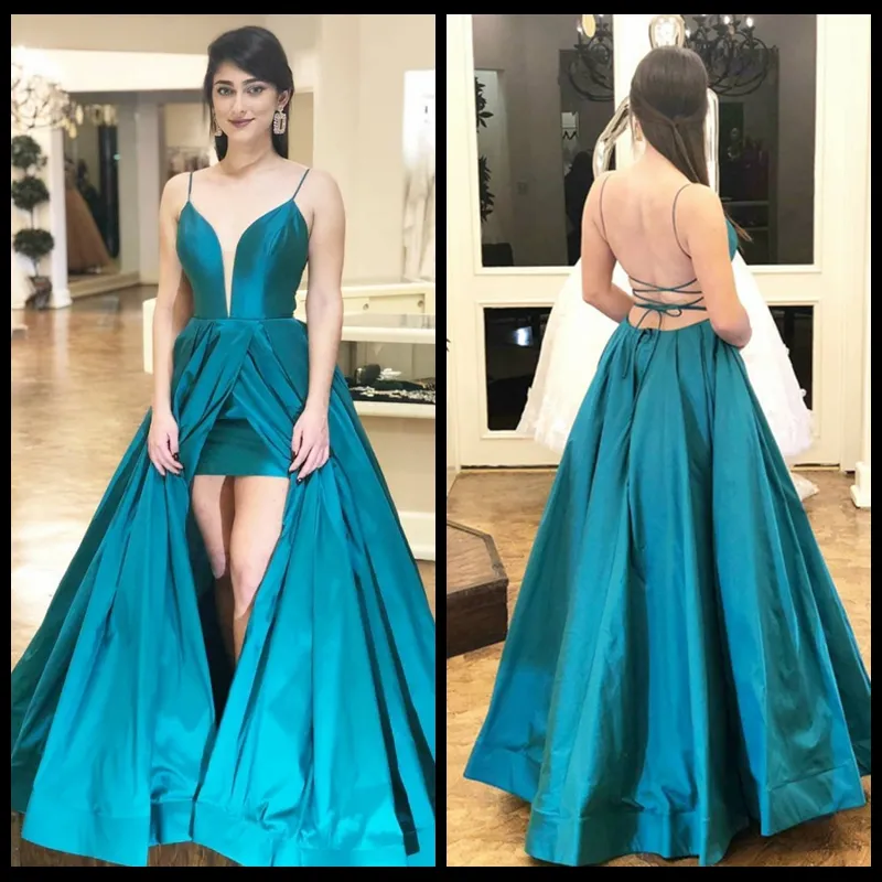 2020 Arabe Robes de bal robe de bal Quinceanera bretelles spaghetti volants Sweet 16 Robes Filles Party formelle Robes Traversant de Split Slit