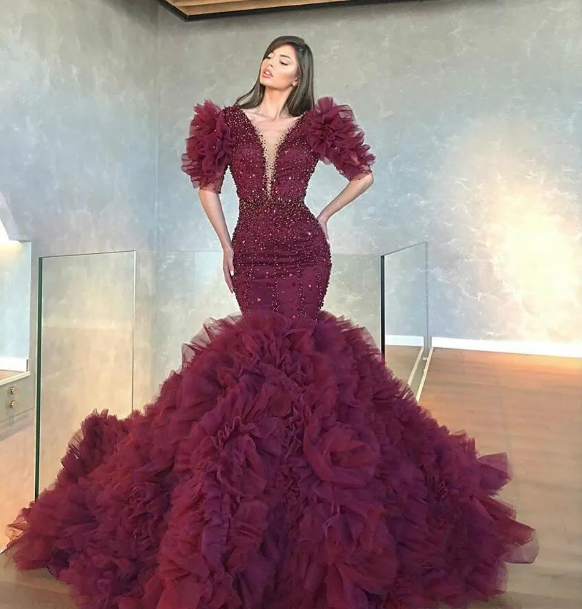 Dubai Abiti da sera a sirena araba Lunghi paillettes con perline Mezze maniche Plus Size Abito da ballo Ruffle robe de soiree Abiti da festa formali rosso scuro