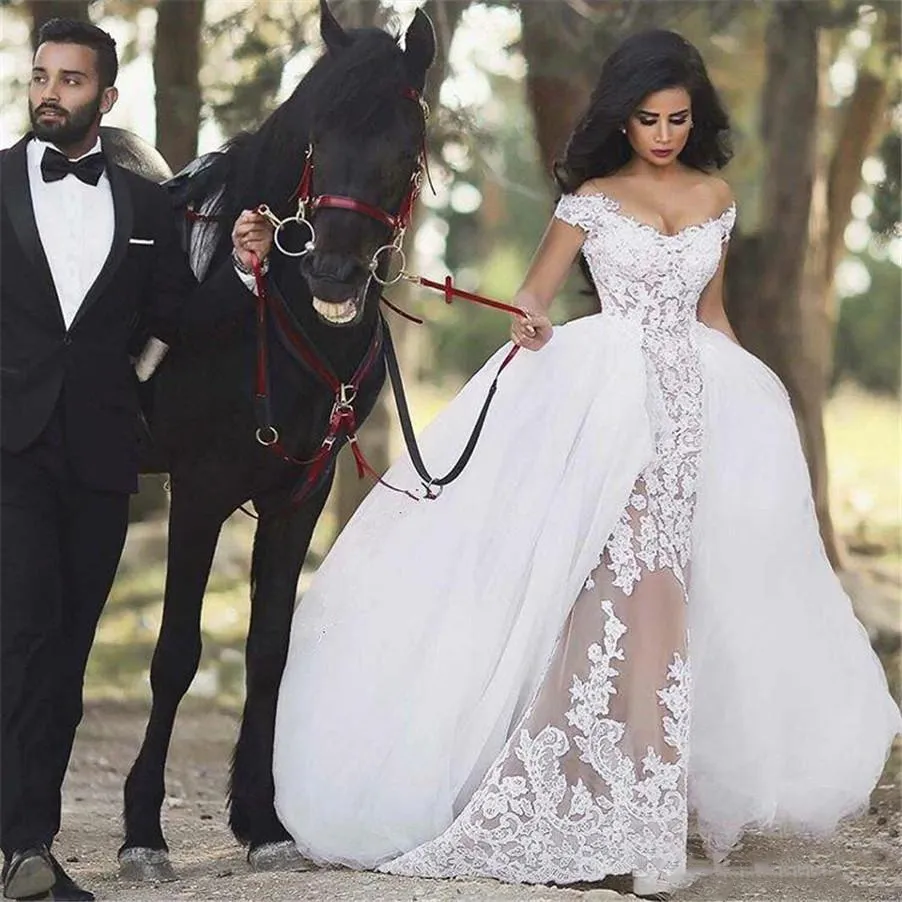 Eleganckie Arabskie Kobiety Overtkirts Suknia Ślubna 2021 Koronkowe Aplikacje Off Ramię Białe Suknie Ślubne Długie Suknie Panny Młodej Vestidos De Novia
