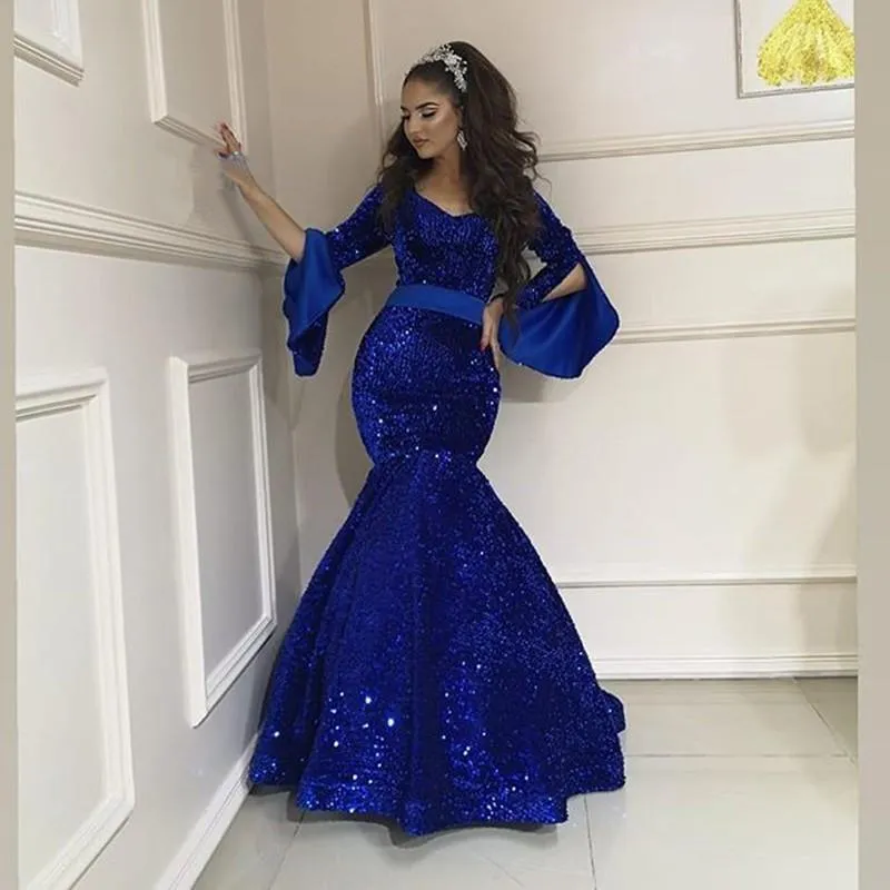 вопиющие Royal Blue Mermaid Длинные вечерние платья 2020 Arabic Дубай Стиль Длинные рукава Sparkly пришивания Официальные вечерние платья Abendkleider