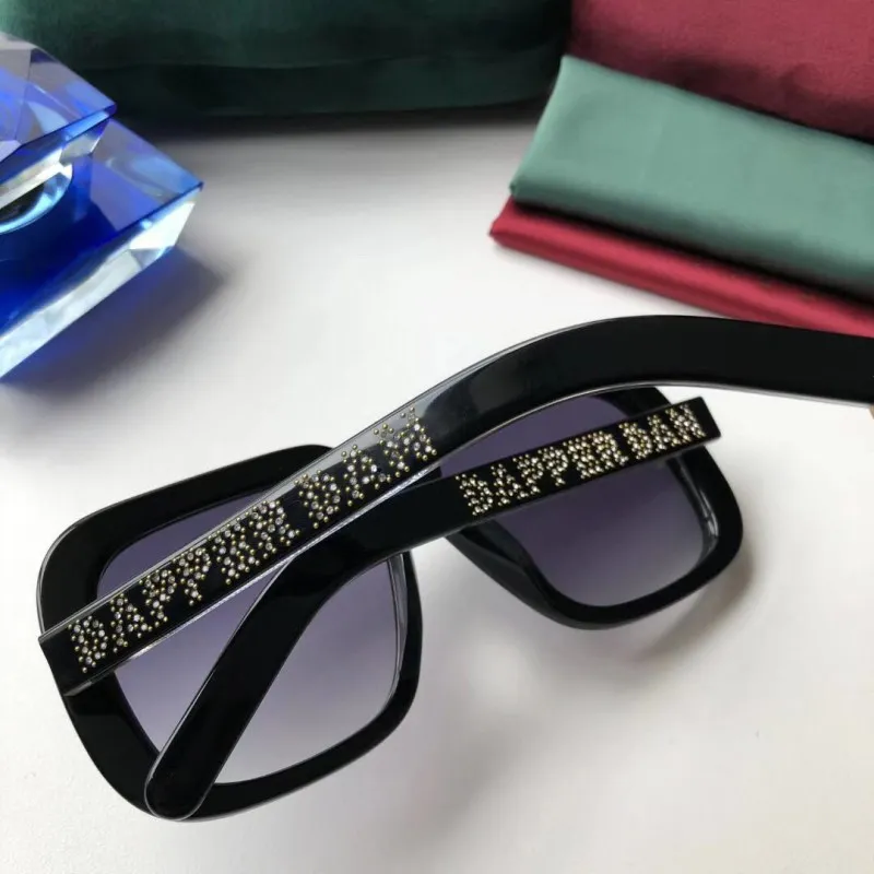 Hurtownie-luksusowe okulary przeciwsłoneczne dla kobiet Projektant popularny moda duży letni styl z pszczół najwyższej jakości obiektyw ochrony UV przychodzi z CAS