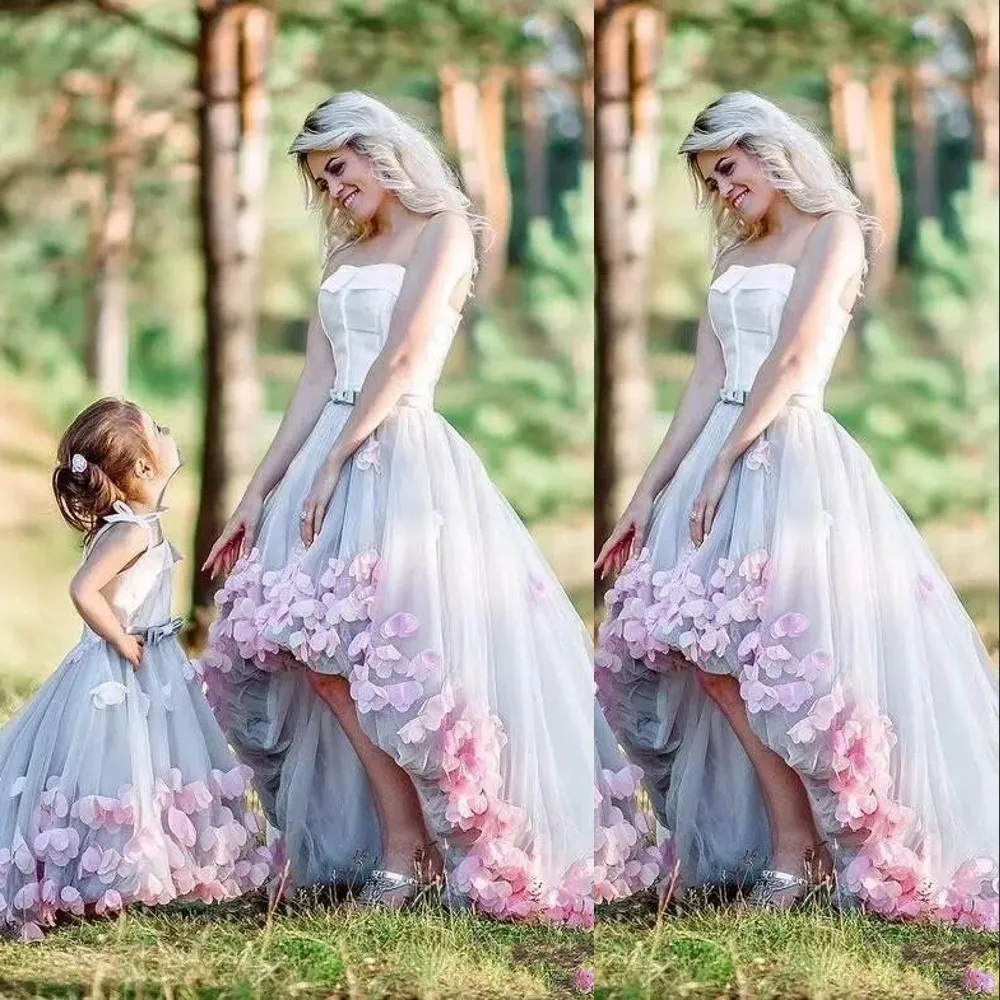 Gray Tulle Pink Flower Strapless Prom Dress Fabric With High And Low Length  For Plus Size Mother And Daughter Perfect For Arabic Parties And Formal  Evening Events From Haiyan4419, $137.98 | DHgate.Com