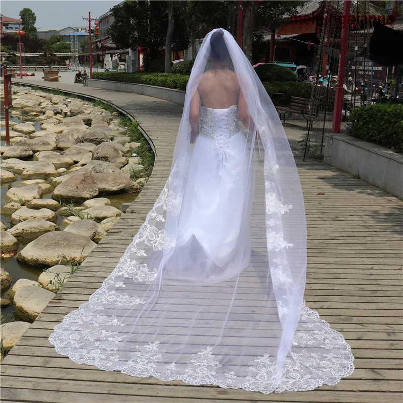 Nowy Najlepiej Sprzedający Moda Elegancka Biała Katedra Katedra Ivory Długość Jedna Warstwa Grzebień Grzebień Koronkowa Aplikacja Edge Wedding Veil Meidingqianna Marka