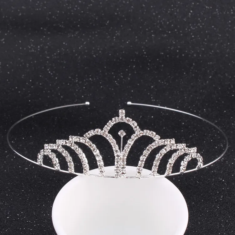 Mixed Style Beaded Crystal Rhinestone Adorned Bridal Crown New Design Bride`s Headpieces Top Sale Head Tiaras Accessories 