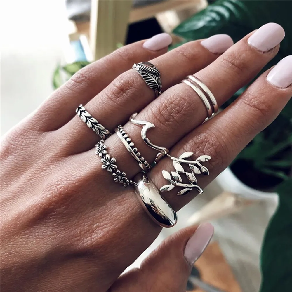 Boho Vintage Snake Chain Womens Gold Cluster Ring Set With Gold Silver  Knuckles For Women And Girls Flower Plated Statement Ring In Midi Size  Mixed With Drop Delivery Amsfw From Yy_dhhome, $3.13 |
