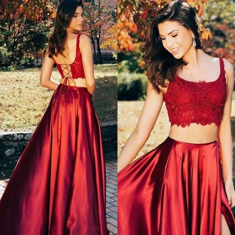 Escuro Vermelho 2019 Duas Peças Vestidos de Baile Pescoço Da Colher Sem Mangas Rendas Apliques Espartilho Aberto de Volta Top Colheita Até O Chão Vestido de Noite Comprimento com Dividir