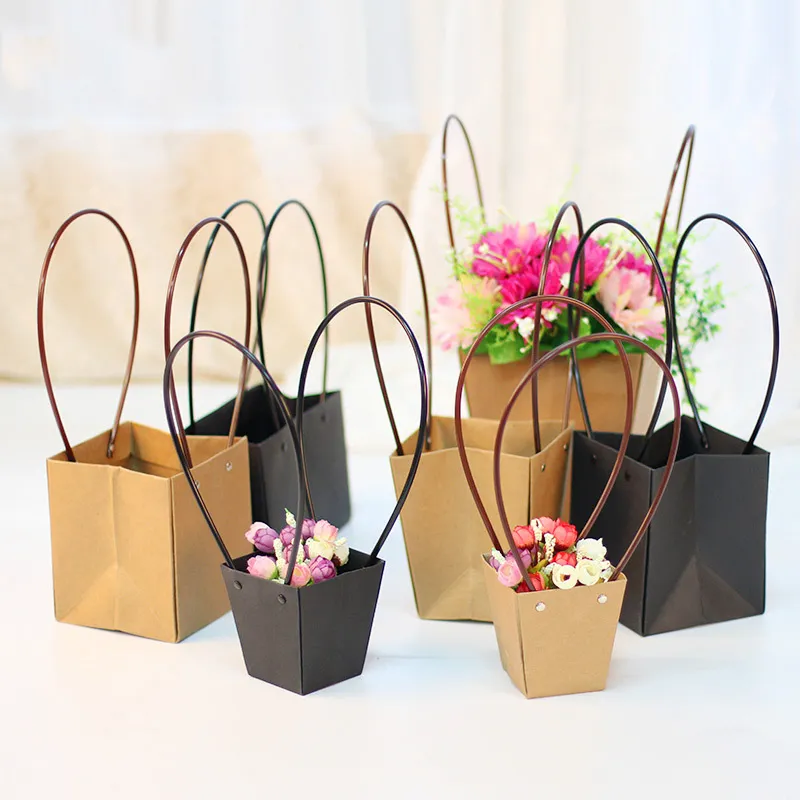 Fast färg Kraftpapperspåsar för blomma vattentät blommebukettkorg för blomsterhandens gåva Alla hjärtans dag väska med handtag