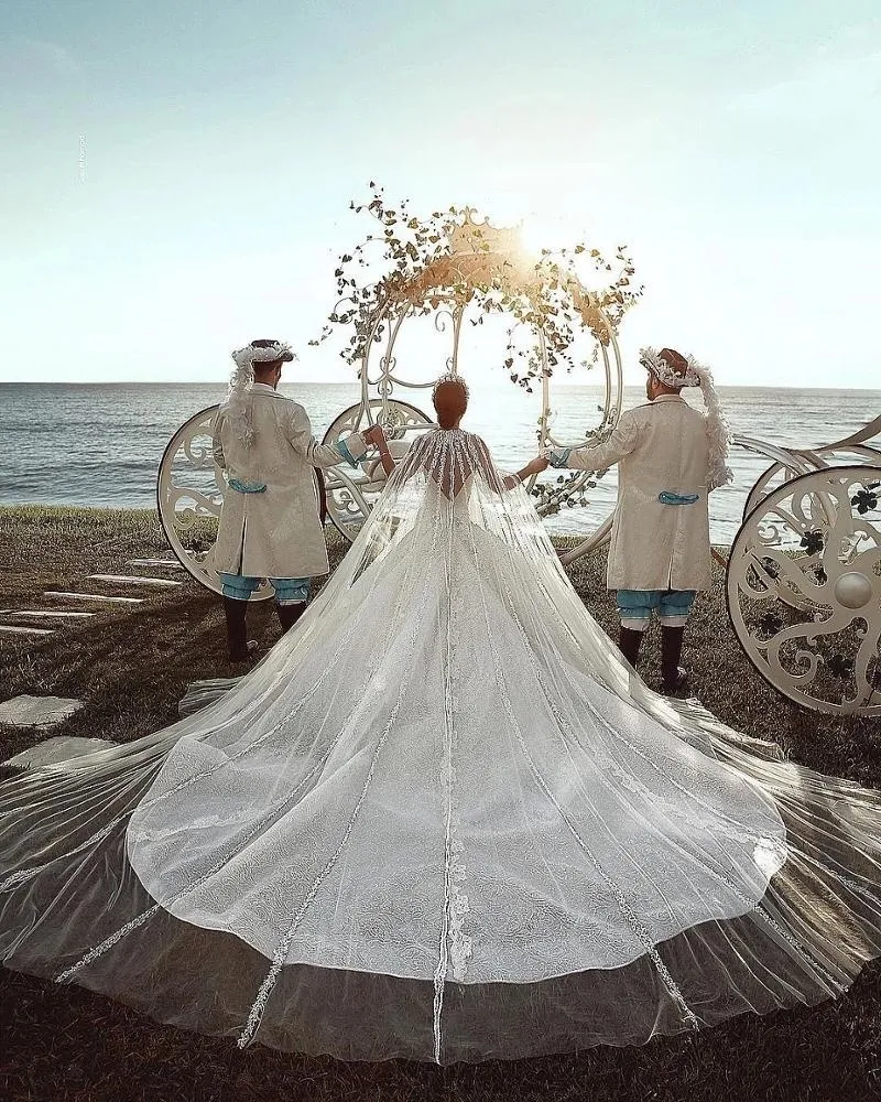 Giant ball sales gown wedding dress