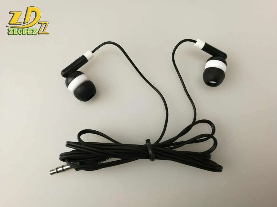 Le nuove cuffie in-ear più economiche Auricolari da 3,5 mm Auricolari Earpod per MP3 Mp4 Telefono cellulare per regalo Prezzo di fabbrica 300ps