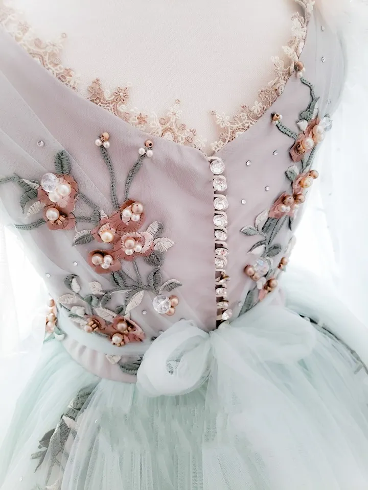 2019 Fairy-Inspired Little Flowers Communion Wear with Embroidered Floral Design, Sweep Train, and Long Sleeves - Perfect for First Communion and Hand