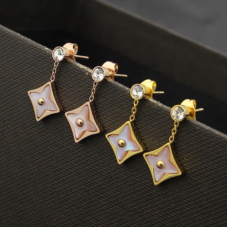 Exquisite Fashion Lady Titanium steel Tassels Single Diamond Pink Agate Four Leaf Flower 18k Gold Plated Dangle Earrings 3 Color