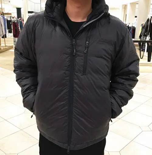 Giacca inverno in giunta giacche da design del colletto uomini uomini lodge abbigliamento da esterno design caldo cappotti antivento per esterni per maschio xxxl più dimensioni vendita