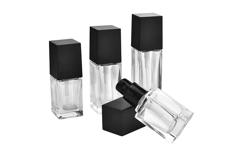 20ml 30ml 40ml bottiglia di vetro quadrato trasparente con pompa nera per lozione crema liquida per acqua idratante viso idratante essenziale