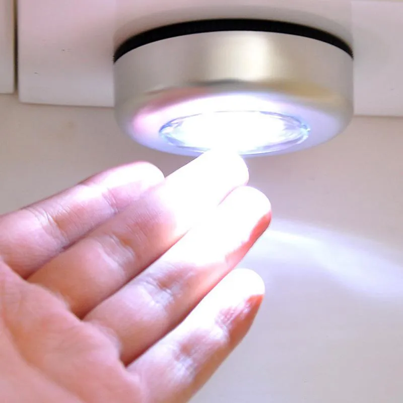 Touch light for closet hotsell