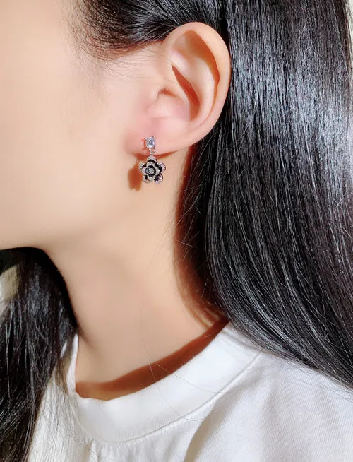 Gros- diamant zircon fleur pendentif boucles d'oreilles pour femme filles super scintillant ins créateur de luxe de mode