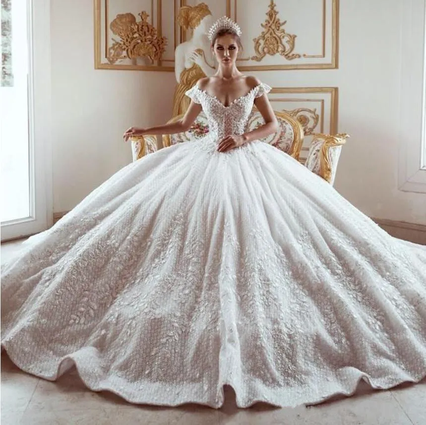 2019 robes de mariée arabes de luxe hors épaule sans manches robe de bal en dentelle 3D robes de mariée perles perles robe de mariée brillante robe de mariee